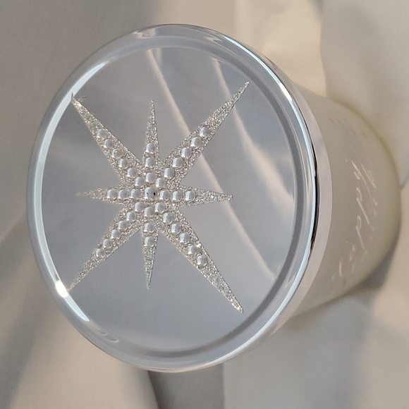 HAPPY HANUKKAH Scented Candle - Picture 2 of 5
